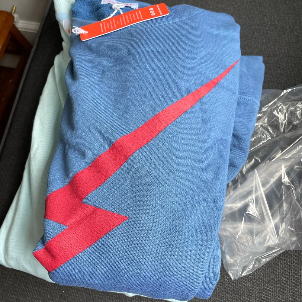 NWT Sundry bolt oversized sweatshirt
